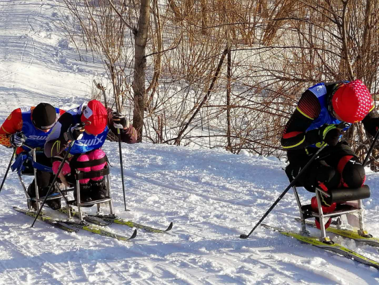 圖為坐姿組比賽