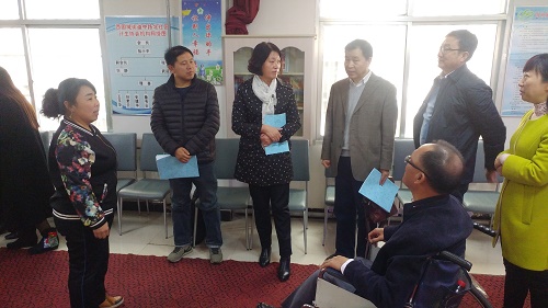 圖為調研西固城街道中路北社區 (2).jpg